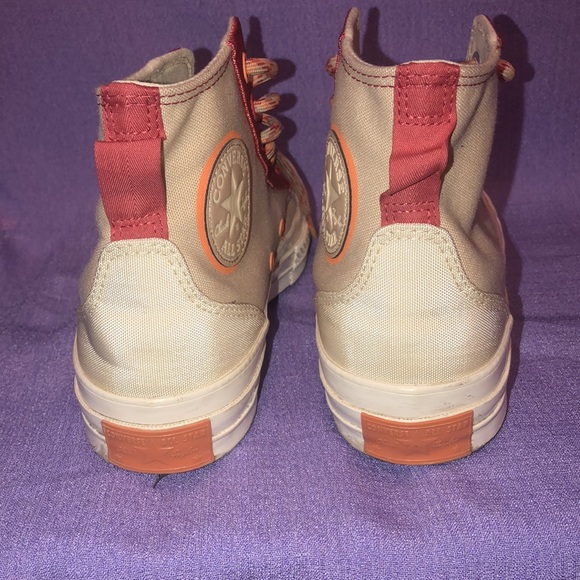 Used Converse Chuck Taylor All Star Women’s Size 8. Chuck 70 High Rhubarb Pie - Picture 6 of 13